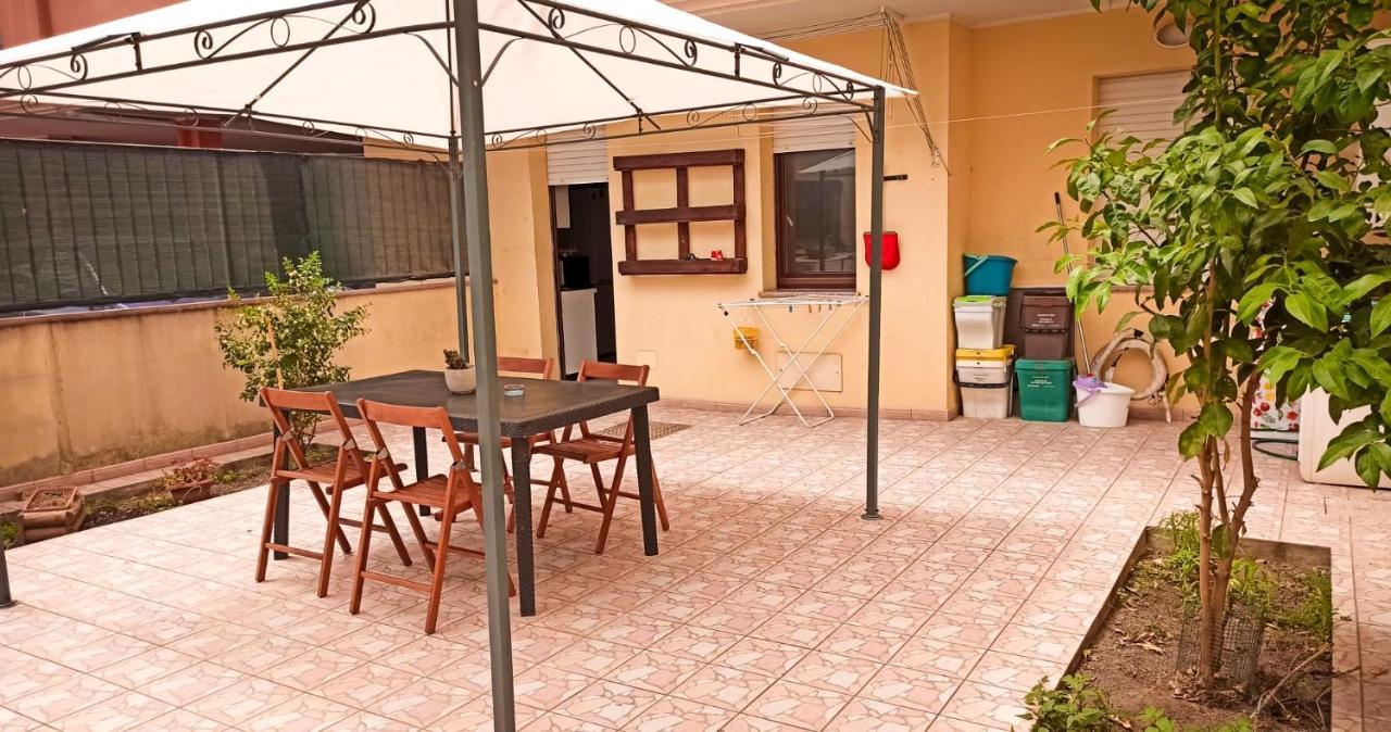 Domumontegrappa - Appartamento Indipendente Con Giardino - Sestu Exterior photo